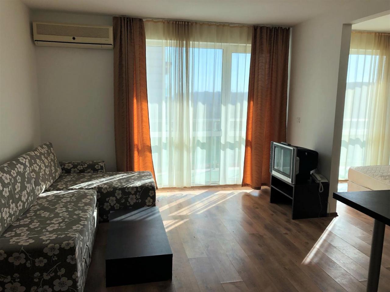 Clara Hotel Burgas by Eksteriør bilde